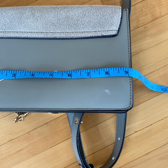 Gray suede bag circle closure designer inspired - Picture 9 of 12